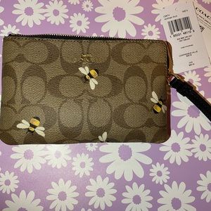 NWT COACH WRISTLET